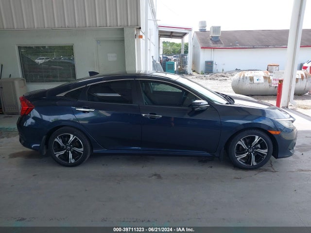 Honda Civic Touring 2017 19XFC1F98HE010484 Image 13