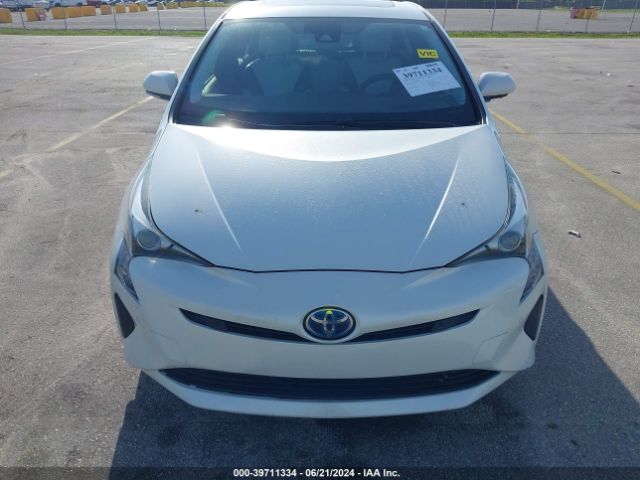 JTDKARFU7J3546380 Toyota Prius Four