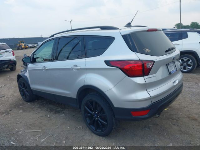 1FMCU9GD2KUA97370 Ford ESCAPE SE