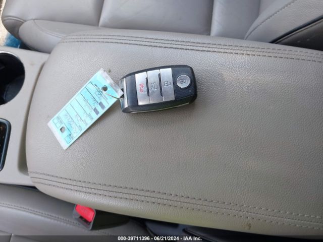 KNDPN3AC4J7353327 KIA Sportage Ex