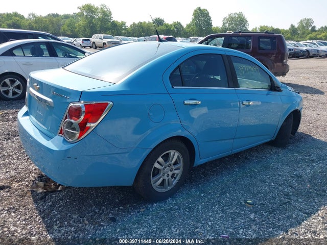 Chevrolet Sonic Lt Auto 2014 1G1JC5SH1E4183963 Image 4