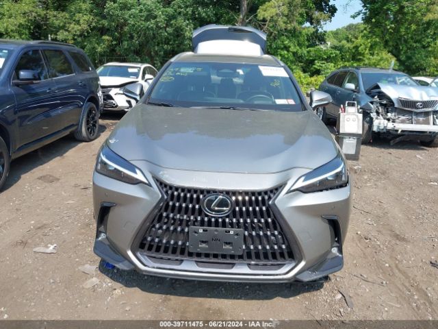 2T2GKCEZ0PC010198 Lexus Nx 350h Premium