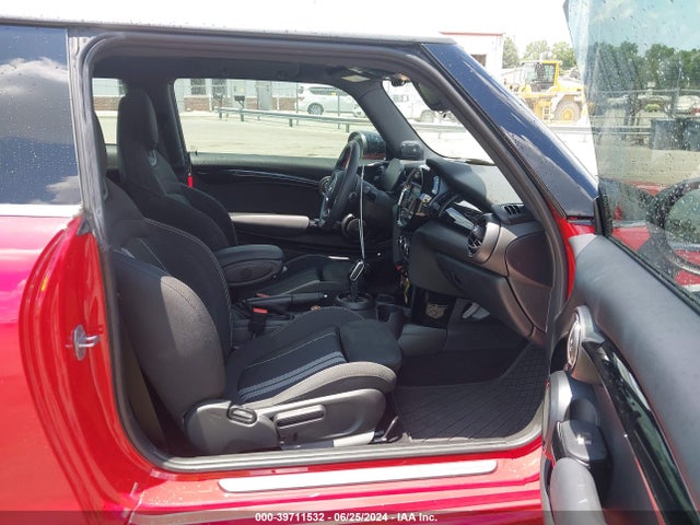 2021 MINI HARDTOP WMWXR5C07M2P00957 Photo 4