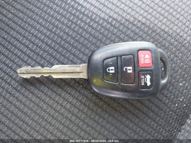 2T1BURHE0HC836362 Toyota COROLLA LE
