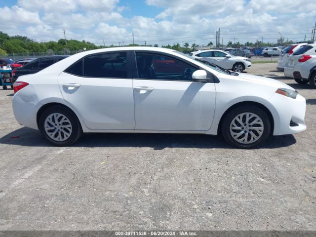 2T1BURHE0HC836362 Toyota COROLLA LE