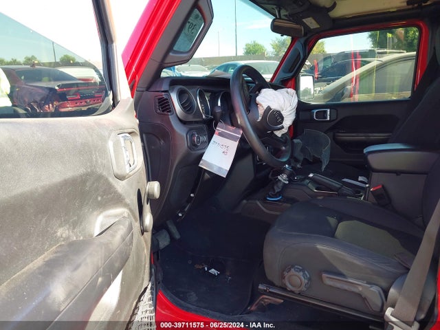 1C4HJXDG0KW552582 Jeep Wrangler Unlimited Sport 4x4