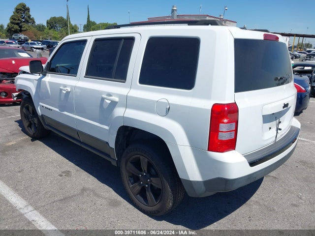 1C4NJPBA0FD371890 Jeep Patriot Altitude Edition