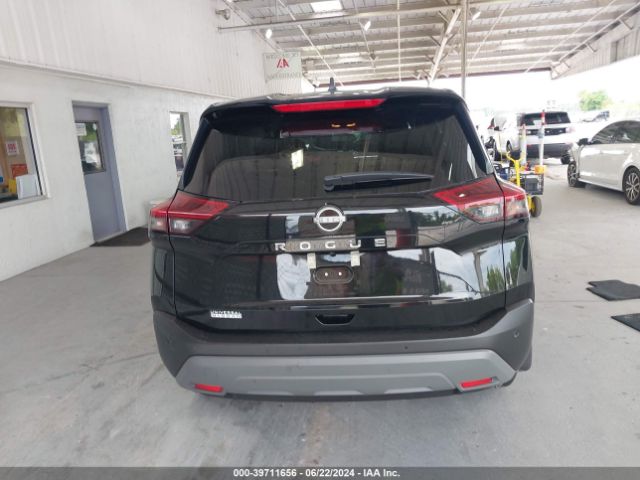 5N1BT3AA8PC935635 Nissan Rogue S Fwd