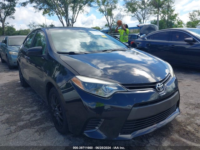 Toyota COROLLA LE 2015 5YFBURHE9FP303603 main image