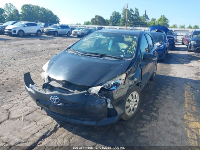 JTDKDTB37E1571492 Toyota Prius C One