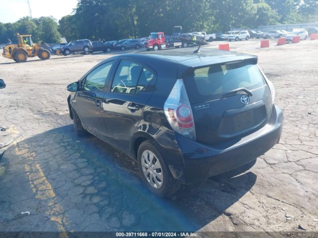 JTDKDTB37E1571492 Toyota Prius C One
