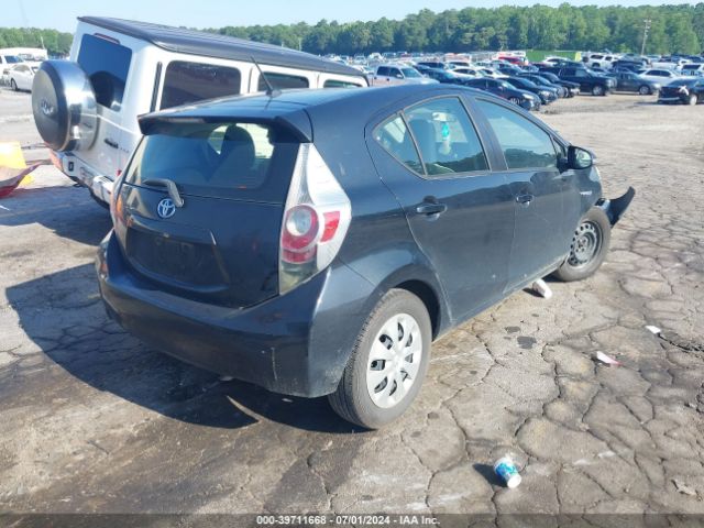 JTDKDTB37E1571492 Toyota Prius C One