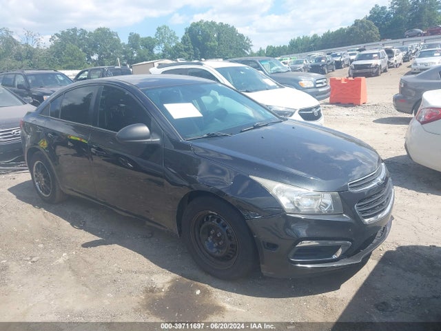 2015 1G1PA5SH5F7215703 main image