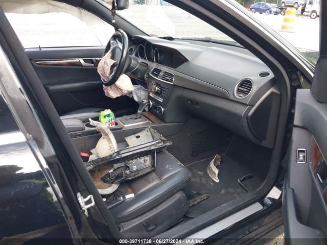 WDDGF4HB0EG242138 Mercedes-Benz C 250 Luxury/sport