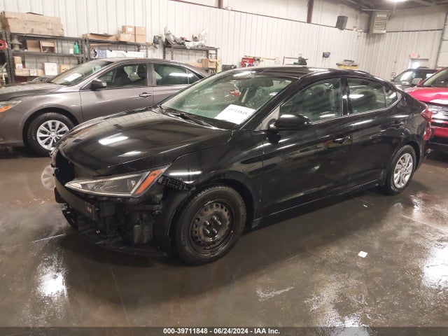Hyundai ELANTRA SE 2019 KMHD74LF2KU867668 Image 2