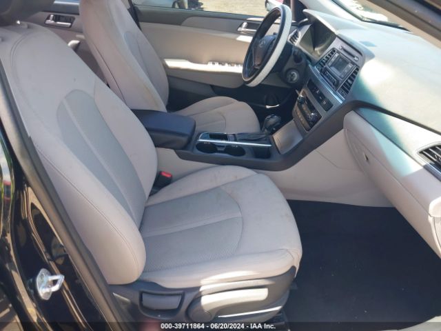 5NPE24AF3FH187109 Hyundai SONATA SE