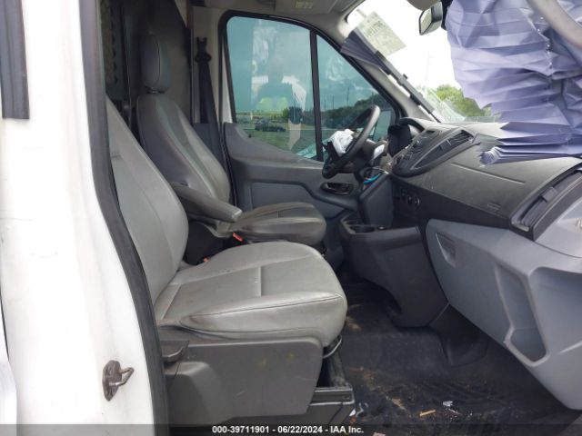 1FTNR2CM0FKB00909 Ford Transit-250