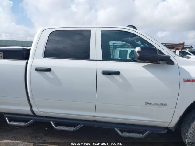 3C6UR5HJXNG273085 RAM 2500 Tradesman  4x4 8' Box