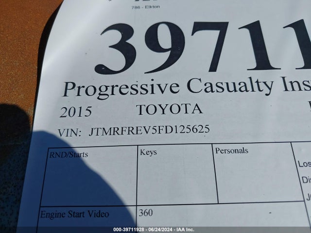 Toyota Rav4 Xle 2015 JTMRFREV5FD125625 Image 9