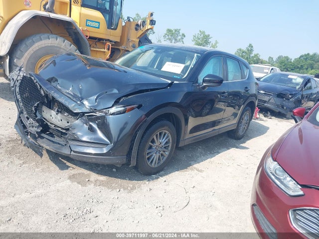 Mazda CX-5 SPORT 2018 JM3KFBBM3J0446249 Image 2