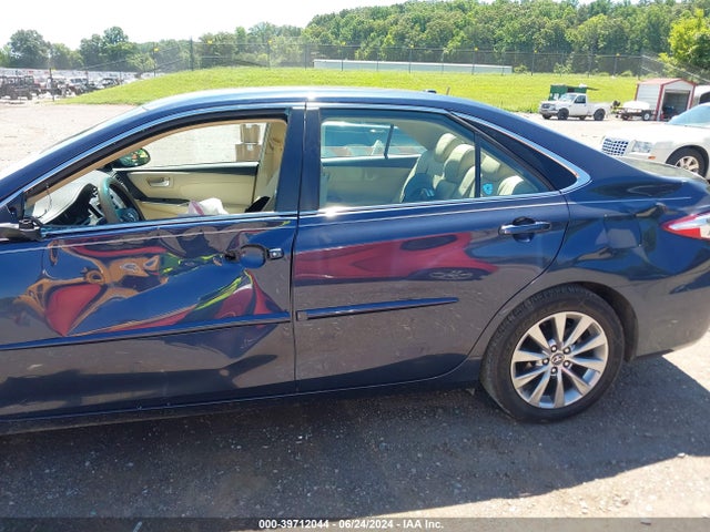 Toyota CAMRY XLE 2017 4T1BF1FK2HU789466 Image 6