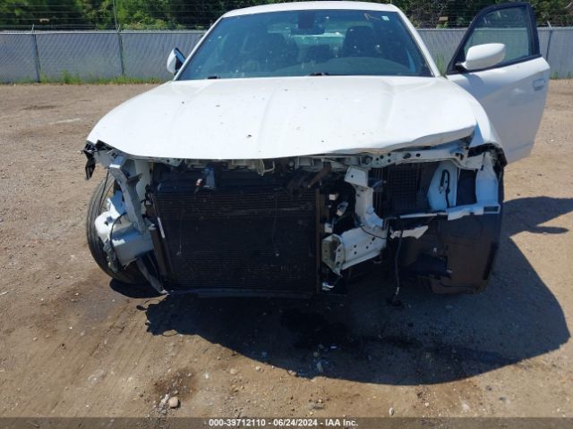 2C3CDXBG6NH208055 Dodge Charger Sxt Rwd