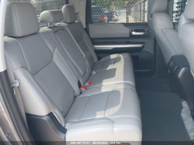 5TFHW5F18GX563734 Toyota Tundra Limited 5.7l V8