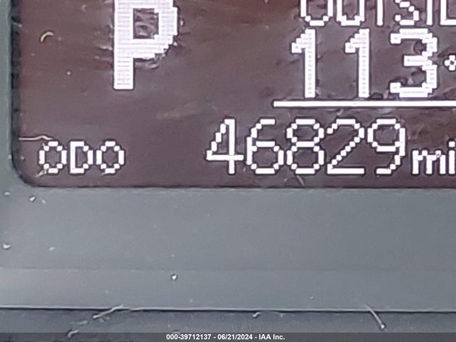 Toyota COROLLA LE 2019 2T1BURHE5KC196429 Image 16