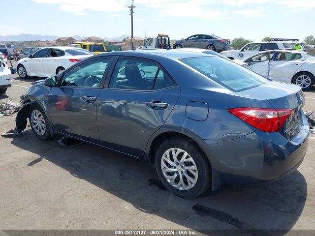 Toyota COROLLA LE 2019 2T1BURHE5KC196429 Image 3