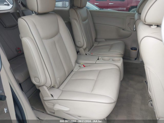 Nissan Quest Sl 2014 JN8AE2KP9E9102819 Image 8