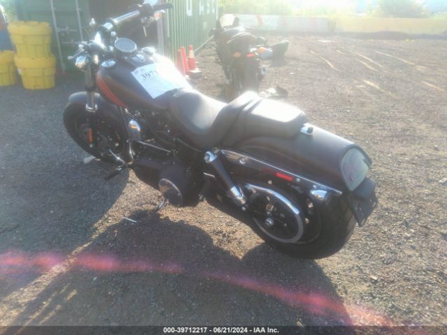 2016 HARLEY-DAVIDSON FXDF 1HD1GYM15GC311125 Photo 2