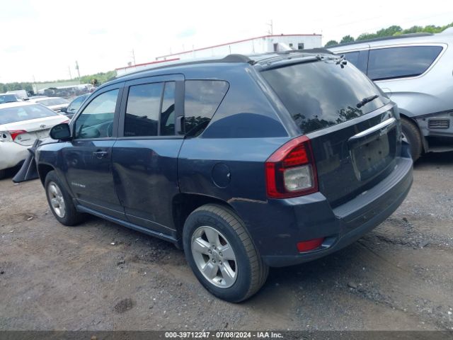 1C4NJCEB2GD543206 Jeep Compass Latitude