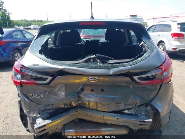 JN1BJ1AV2MW560615 Nissan Rogue Sport S Fwd Xtronic Cvt