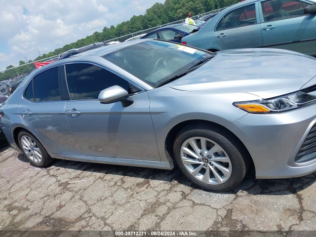Toyota CAMRY LE 2023 4T1C11AKXPU745501 Image 13