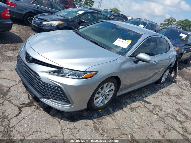 Toyota CAMRY LE 2023 4T1C11AKXPU745501 Image 2