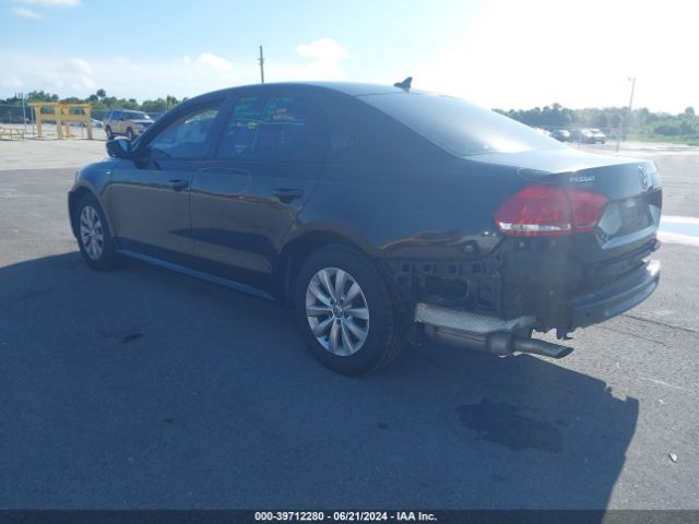 1VWAS7A38FC012708 Volkswagen Passat 1.8t Wolfsburg Edition