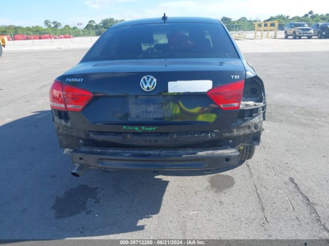 1VWAS7A38FC012708 Volkswagen Passat 1.8t Wolfsburg Edition