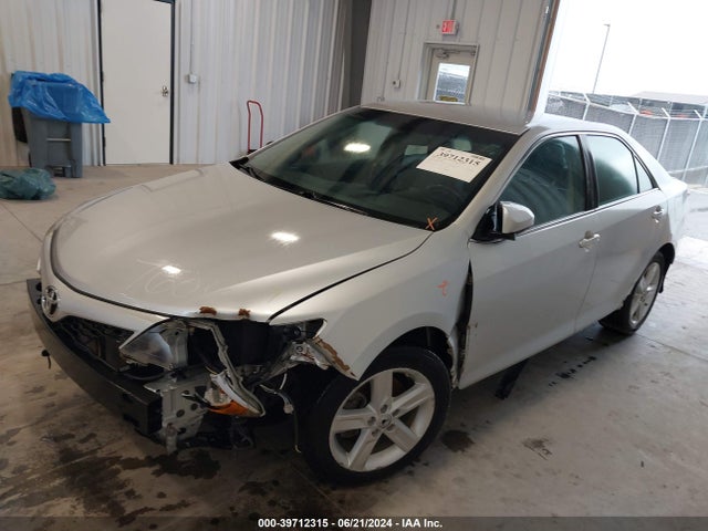 Toyota CAMRY SE 2014 4T1BF1FK6EU769412 Image 2