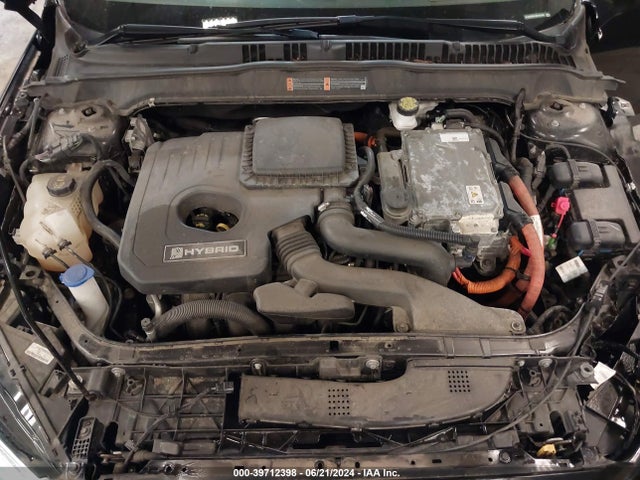 Ford Fusion Hybrid Titanium 2019 3FA6P0RU1KR157606 Image 10