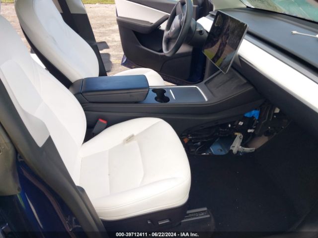 7SAYGDEFXNF503288 Tesla Model Y Performance Dual Motor All-wheel Drive
