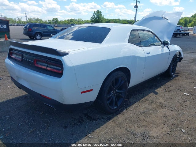 Dodge Challenger Sxt 2018 2C3CDZAG7JH128500 Image 4