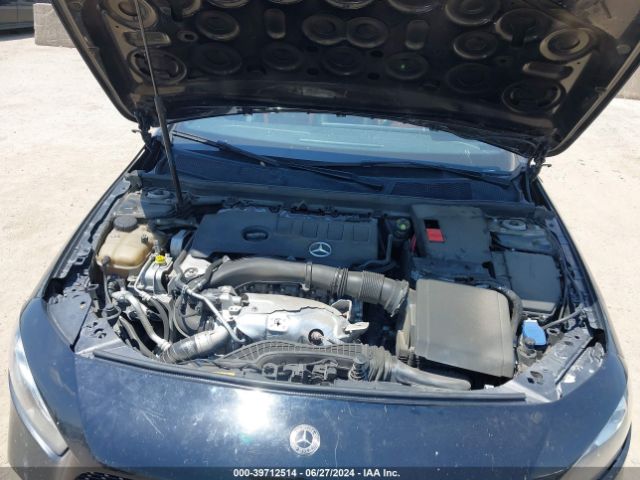 WDD3G4EB6KW019460 Mercedes-Benz A 220