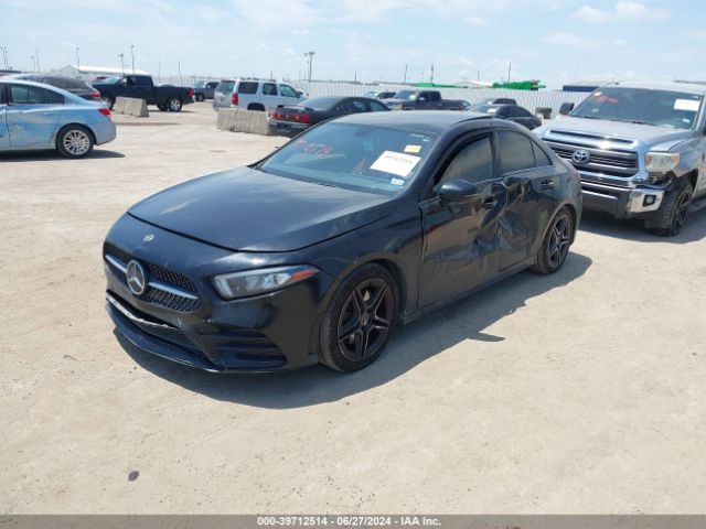 WDD3G4EB6KW019460 Mercedes-Benz A 220