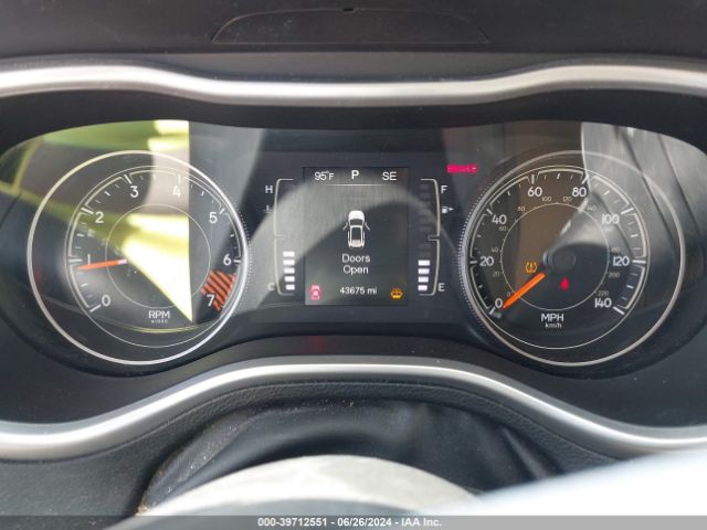 1C4PJLAB1FW530917 Jeep Cherokee Sport