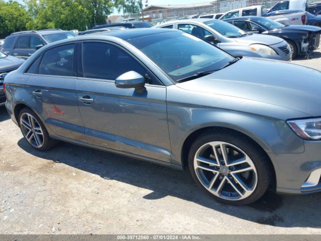 WAUB8GFF5J1006245 Audi A3 2.0t Premium/2.0t Tech Premium