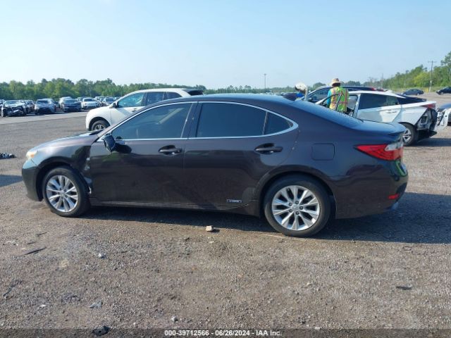 JTHBW1GGXF2094013 Lexus ES 300H