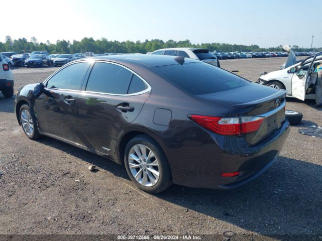 JTHBW1GGXF2094013 Lexus ES 300H