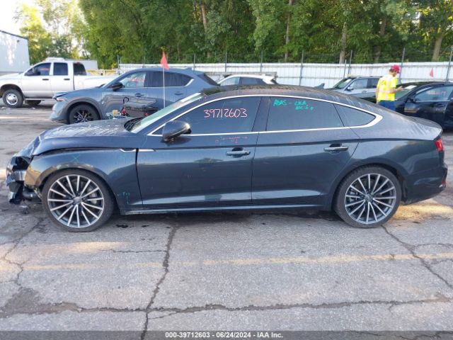 WAUBNDF58KA043421 Audi A5 45 Premium
