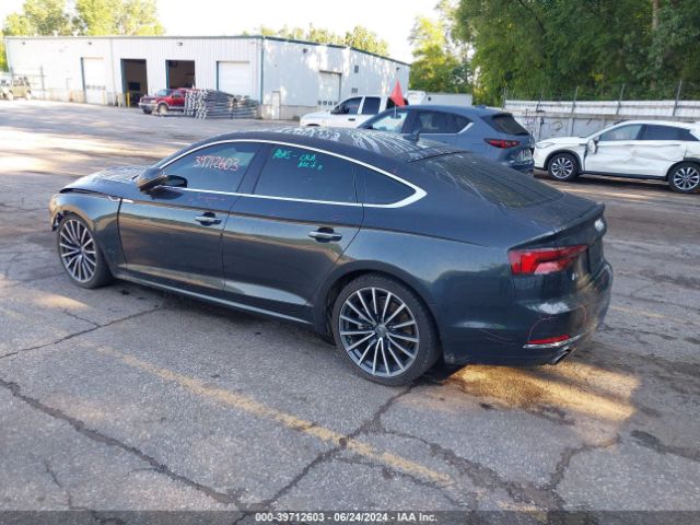 WAUBNDF58KA043421 Audi A5 45 Premium