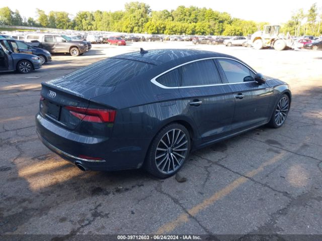 WAUBNDF58KA043421 Audi A5 45 Premium